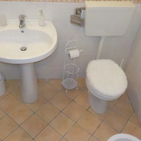 Loft A Pochi Passi Dal Mare 度假居 *